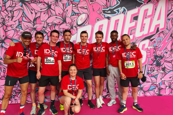 GROUPE-IDEC-brille-à-l’EKIDEN-du-Stade-Français-2025-1