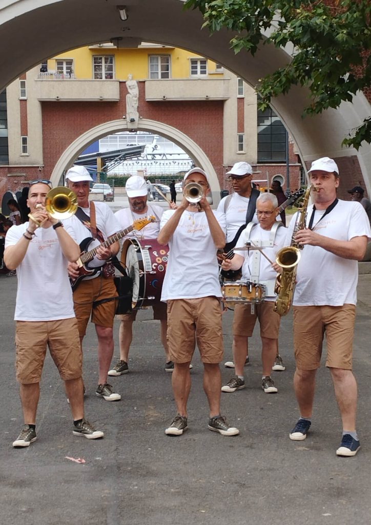 Les Surprenants - SHAM Spectacles